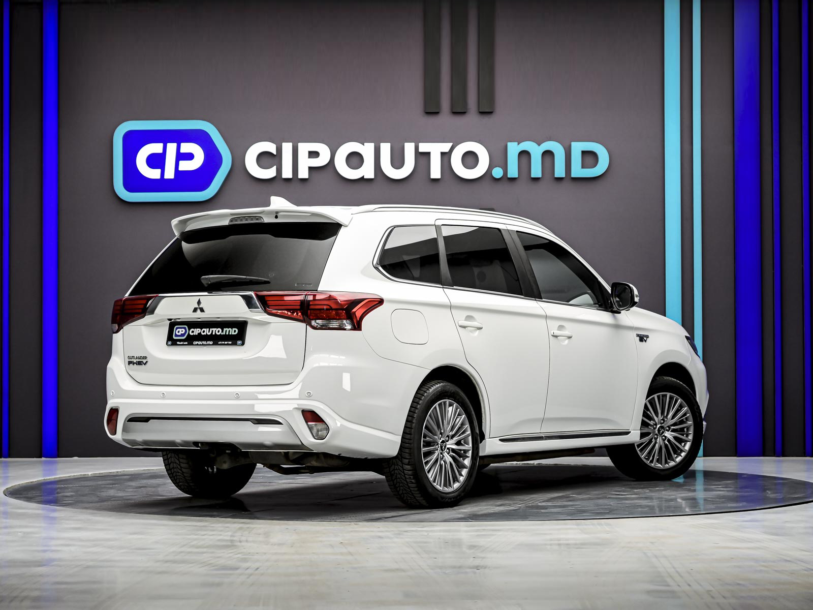 Mitsubishi Outlander 2020 3/15