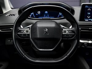 Peugeot 3008 2018 9/13