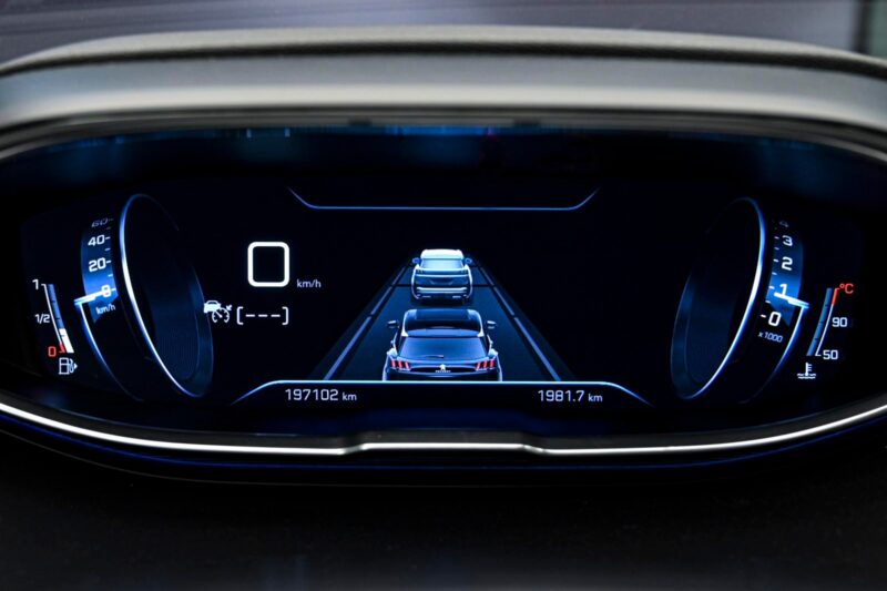 Peugeot 3008 2018 8/13