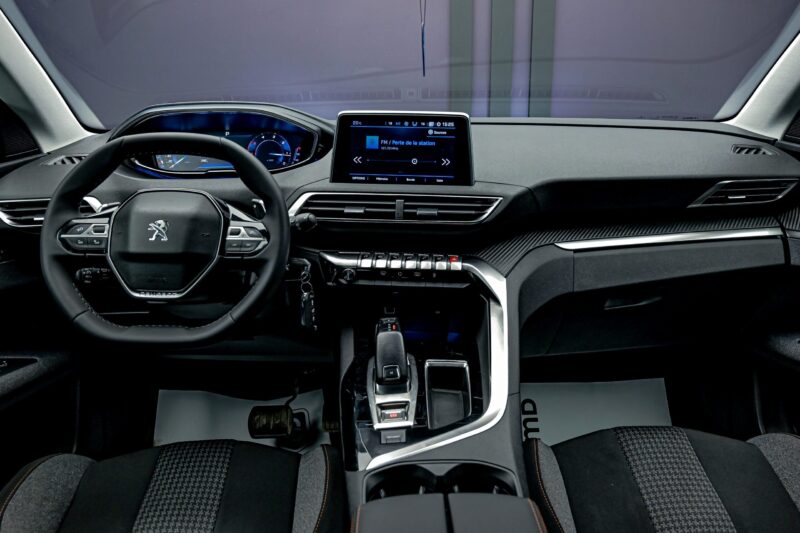 Peugeot 3008 2019 5/13