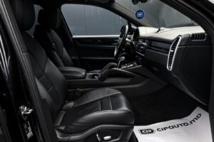 Porsche Cayenne 2018 6/14