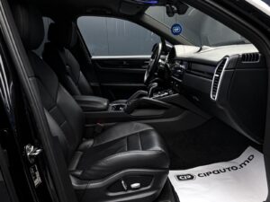 Porsche Cayenne 2018 6/14