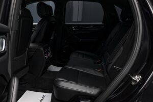 Porsche Cayenne 2018 7/14