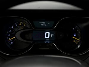 Renault Captur 2015 8/14