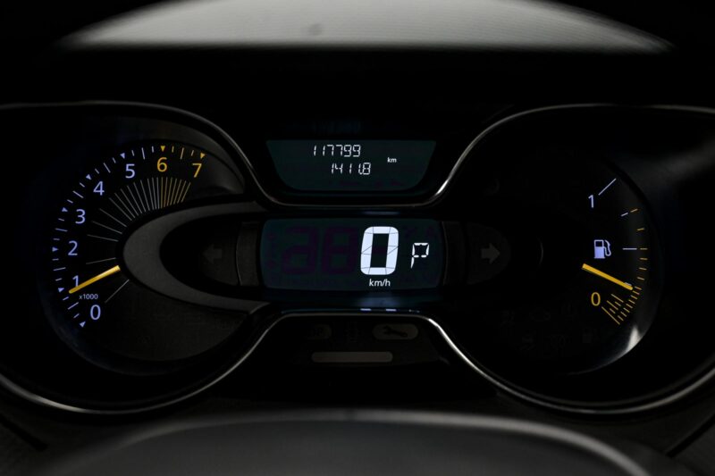 Renault Captur 2015 8/14