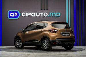 Renault Captur 2017 2/13