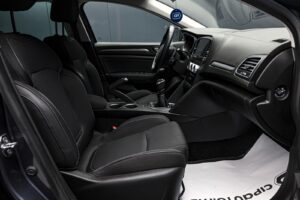 Renault Megane 2021 6/12