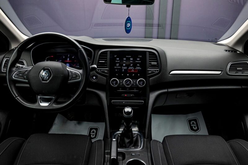 Renault Megane 2021 5/12