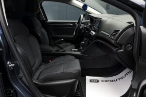 Renault Megane 2022 6/14