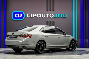 Skoda Superb 2019 3/14
