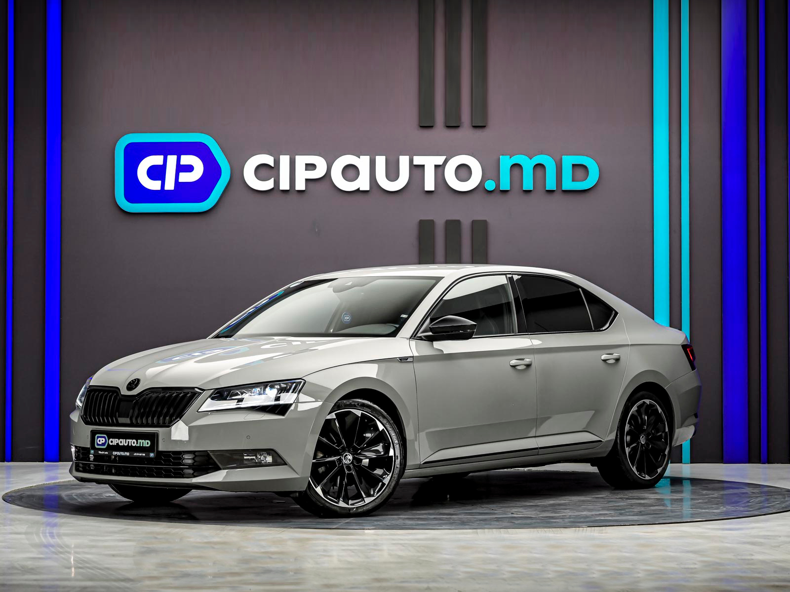 Skoda Superb 2019 1/14