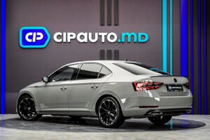 Skoda Superb 2019 2/14
