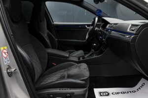 Skoda Superb 2019 6/14