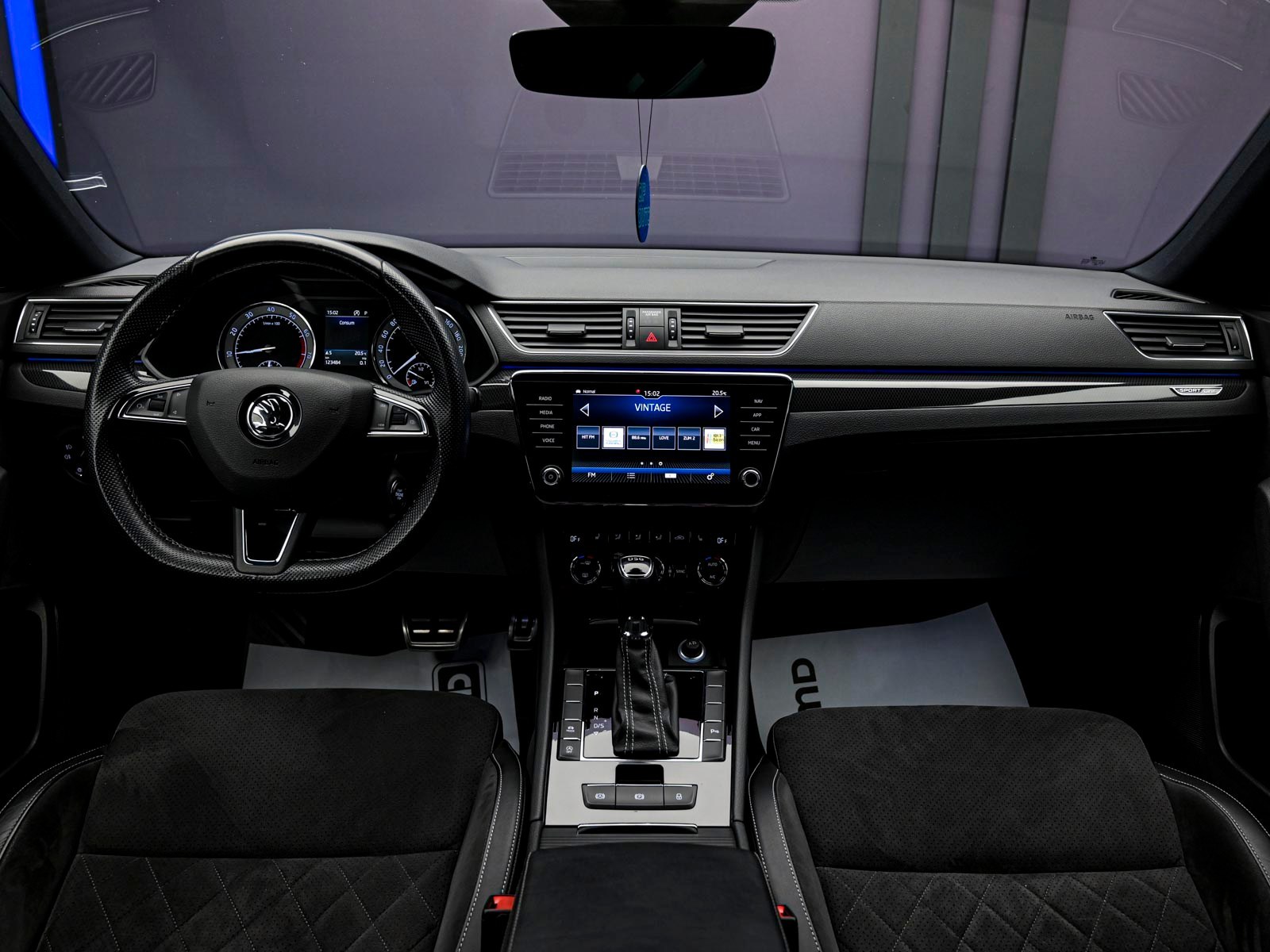 Skoda Superb 2019 5/14