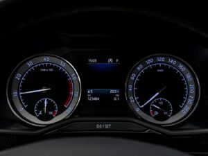 Skoda Superb 2019 8/14