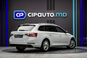Skoda Superb iV2021 3/14