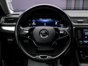 Skoda Superb iV2021 9/14