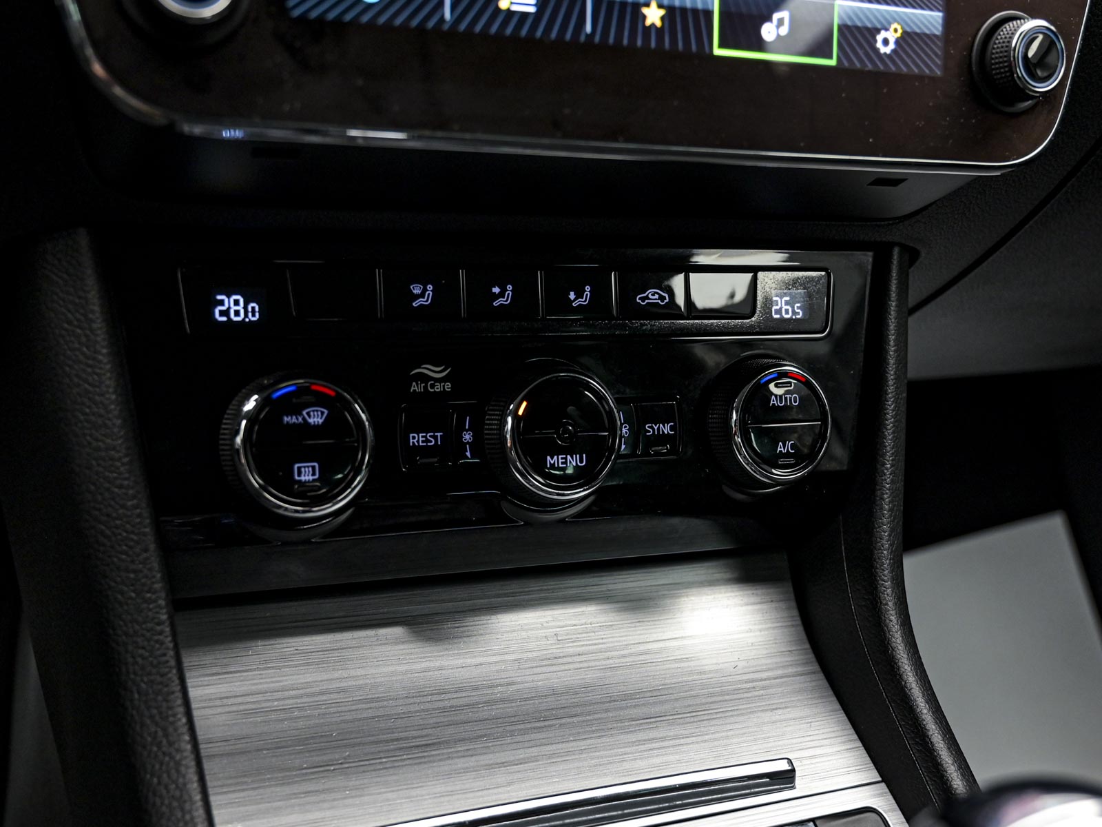 Skoda Superb iV2021 11/14