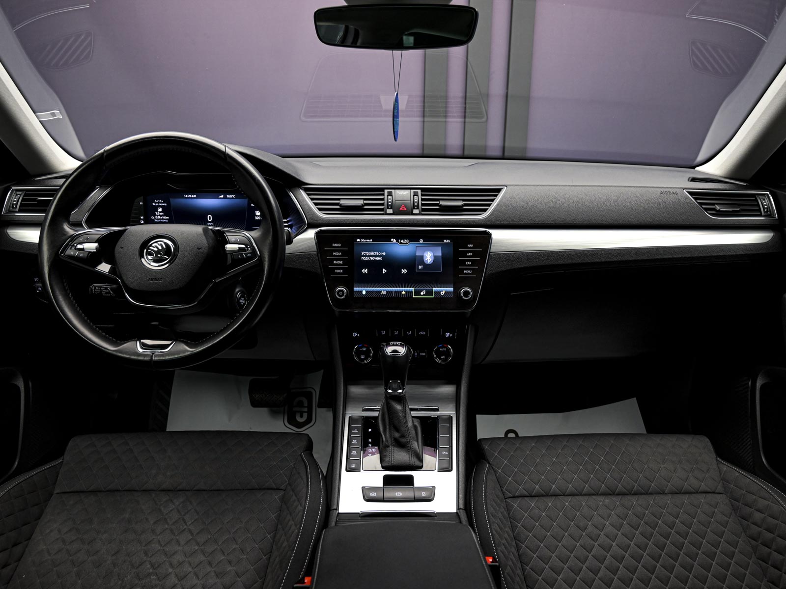 Skoda Superb iV2021 5/14