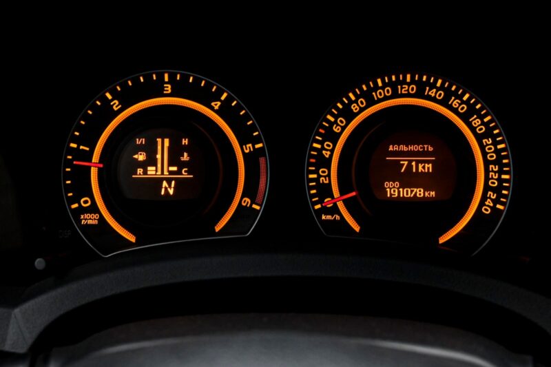 Toyota Auris 2007 8/12