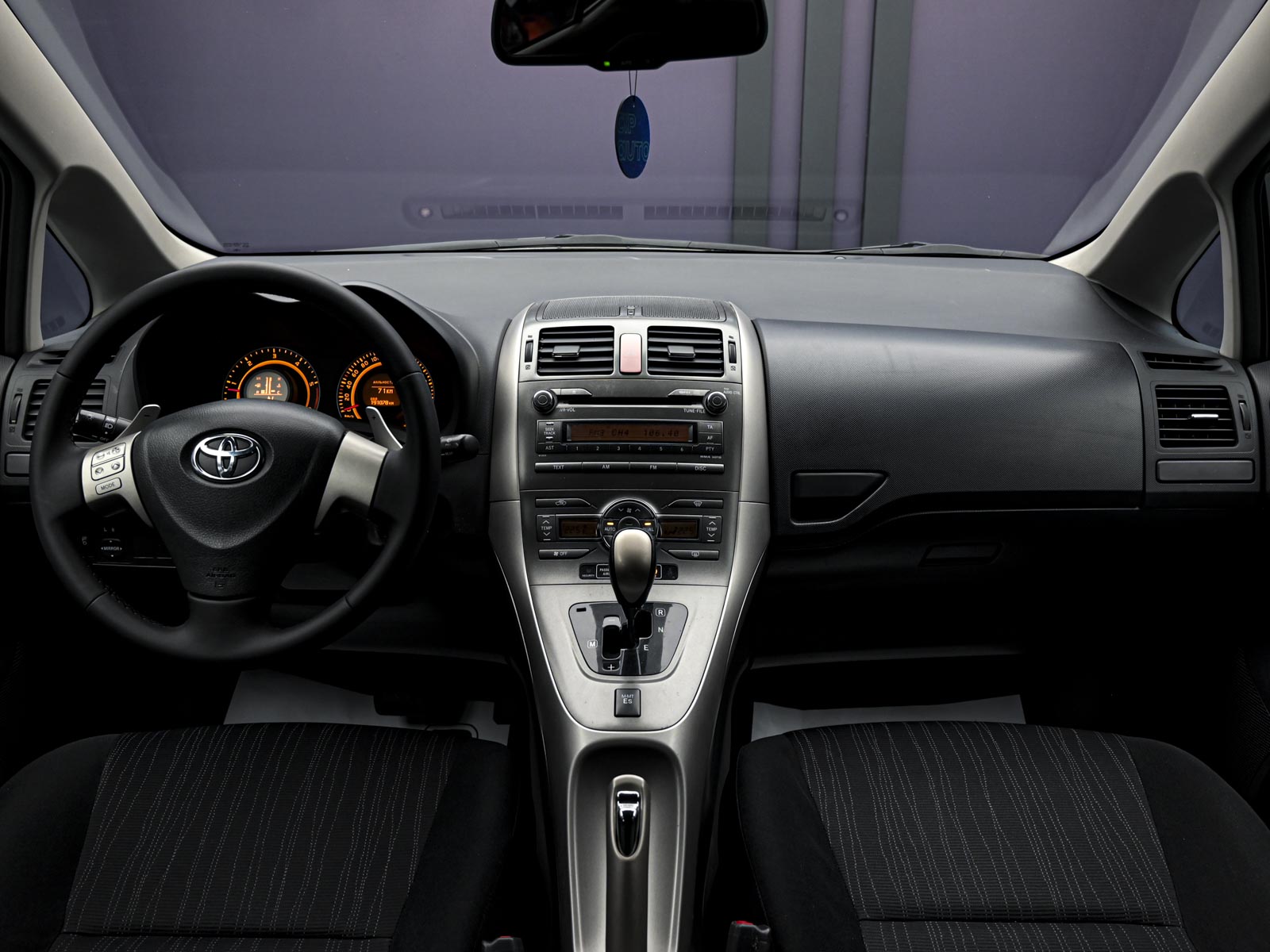 Toyota Auris 2007 5/12