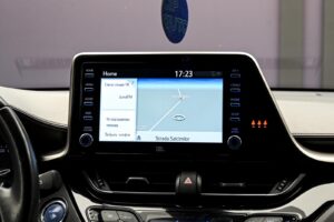 Toyota C-HR 2020 10/15