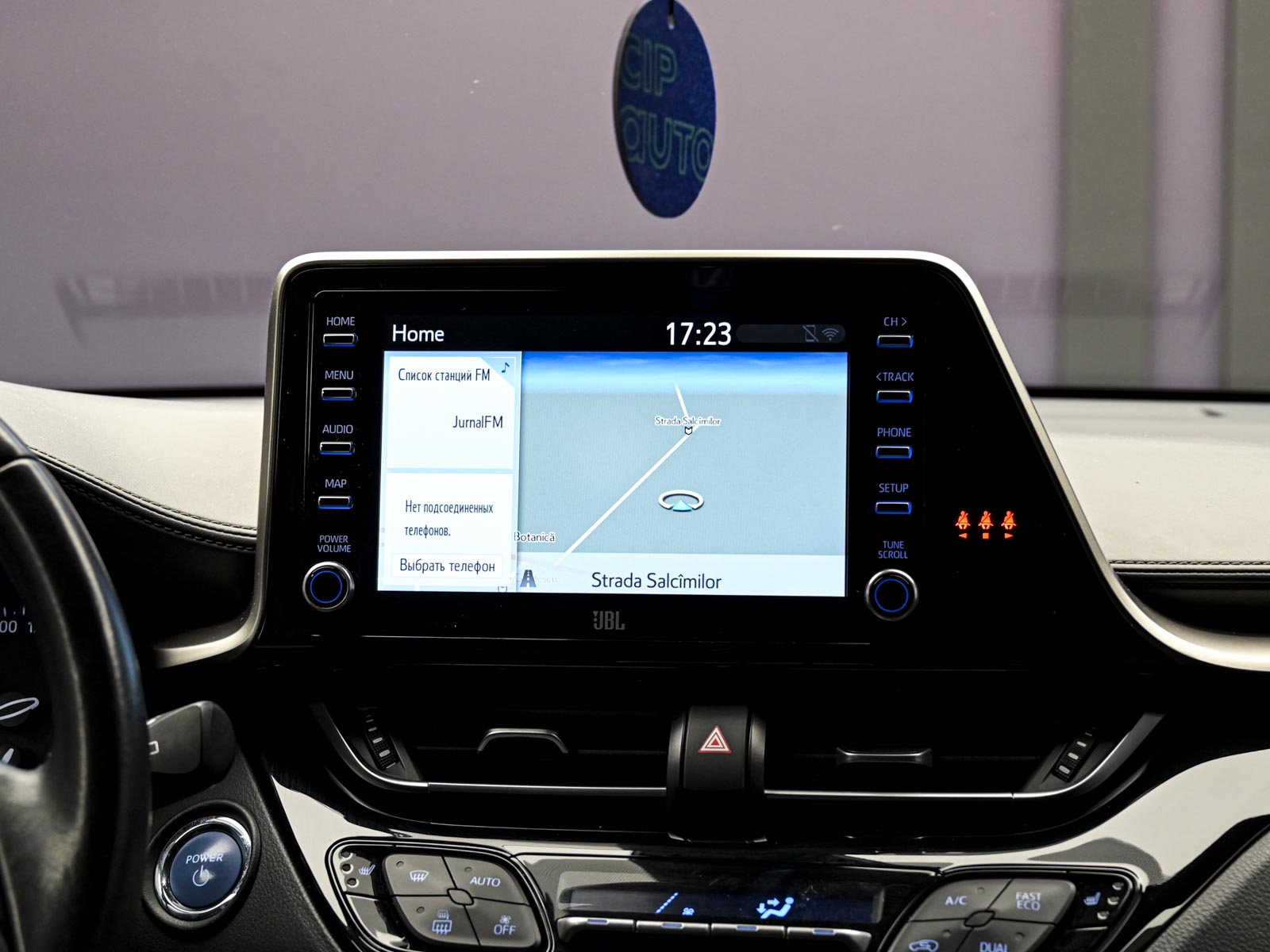 Toyota C-HR 2020 10/15