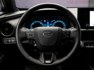 Toyota C-HR 2025 9/16