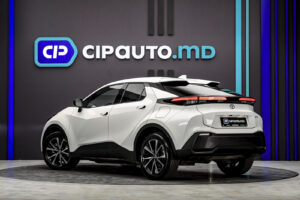Toyota C-HR 2025 2/16