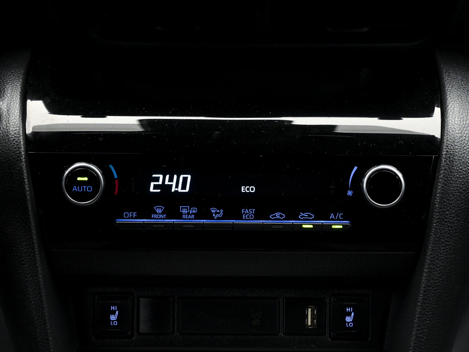 Toyota Yaris CROSS 2021 11/15