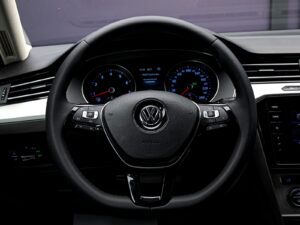 Volkswagen Passat 2015 9/13