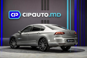 Volkswagen Passat 2015 2/13