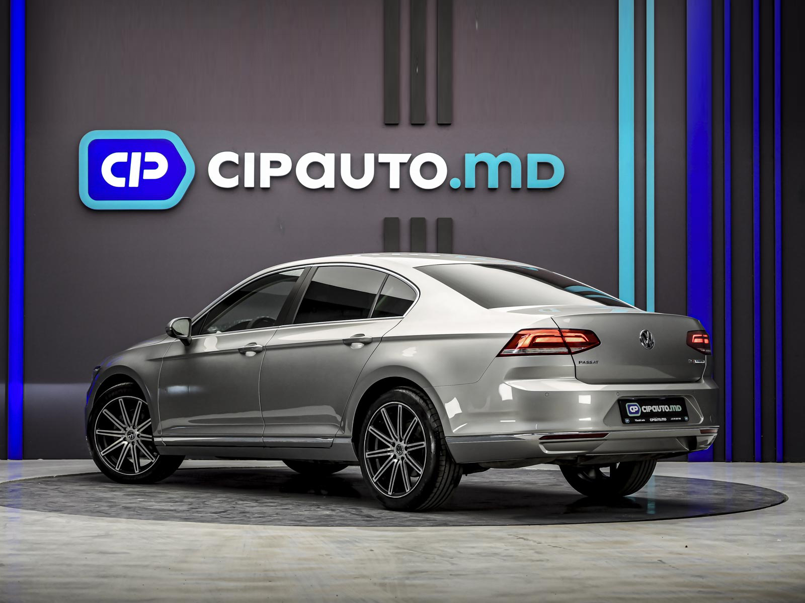 Volkswagen Passat 2015 2/13