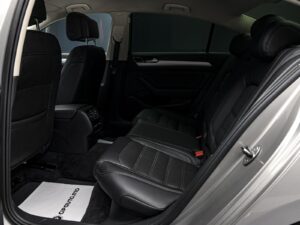 Volkswagen Passat 2015 7/13
