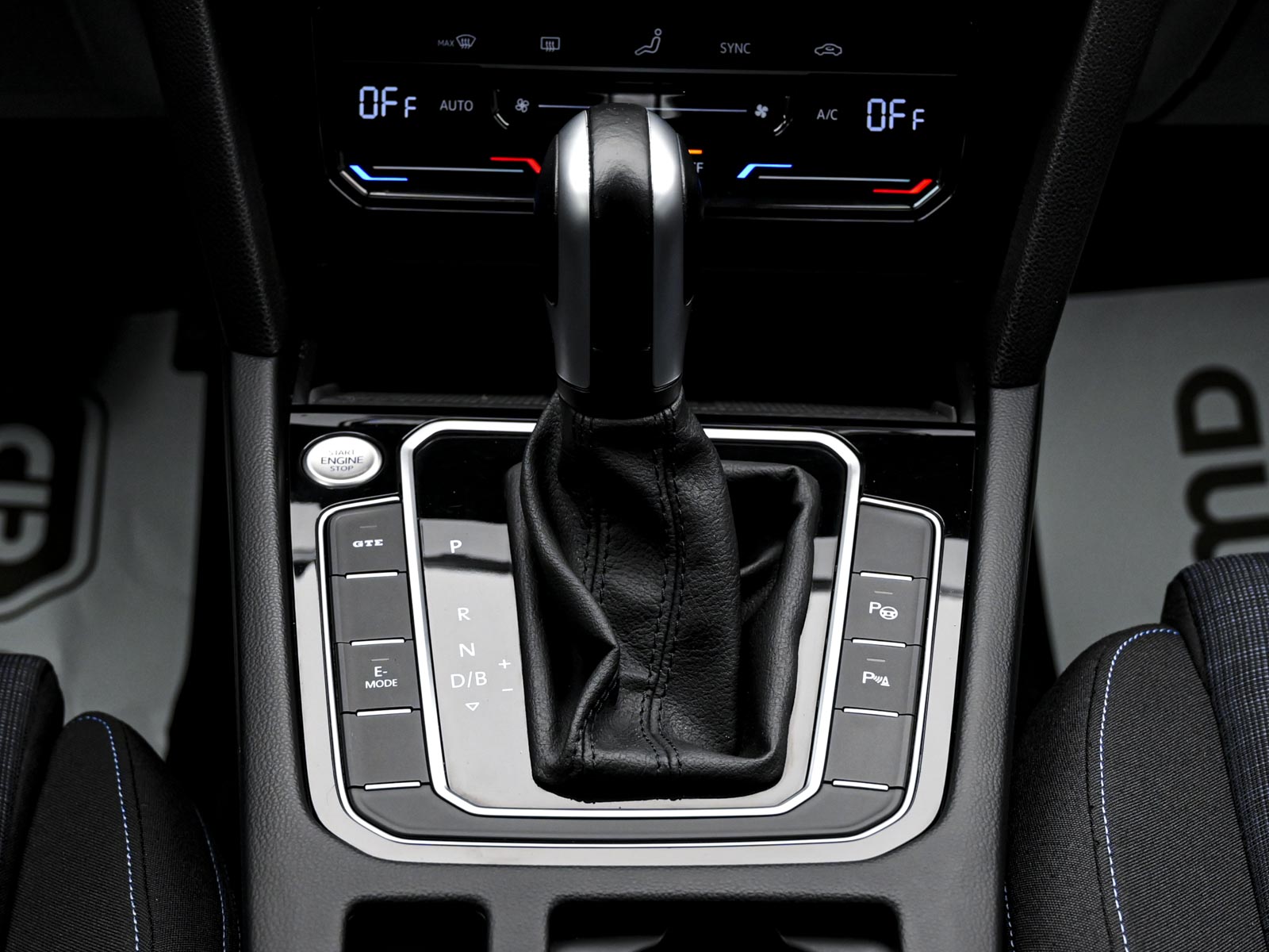 Volkswagen Passat GTE2022 12/14