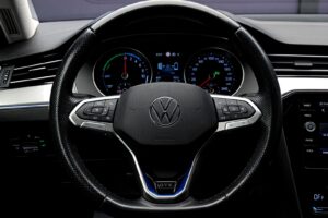 Volkswagen Passat GTE2022 9/14