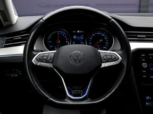 Volkswagen Passat GTE2022 9/14