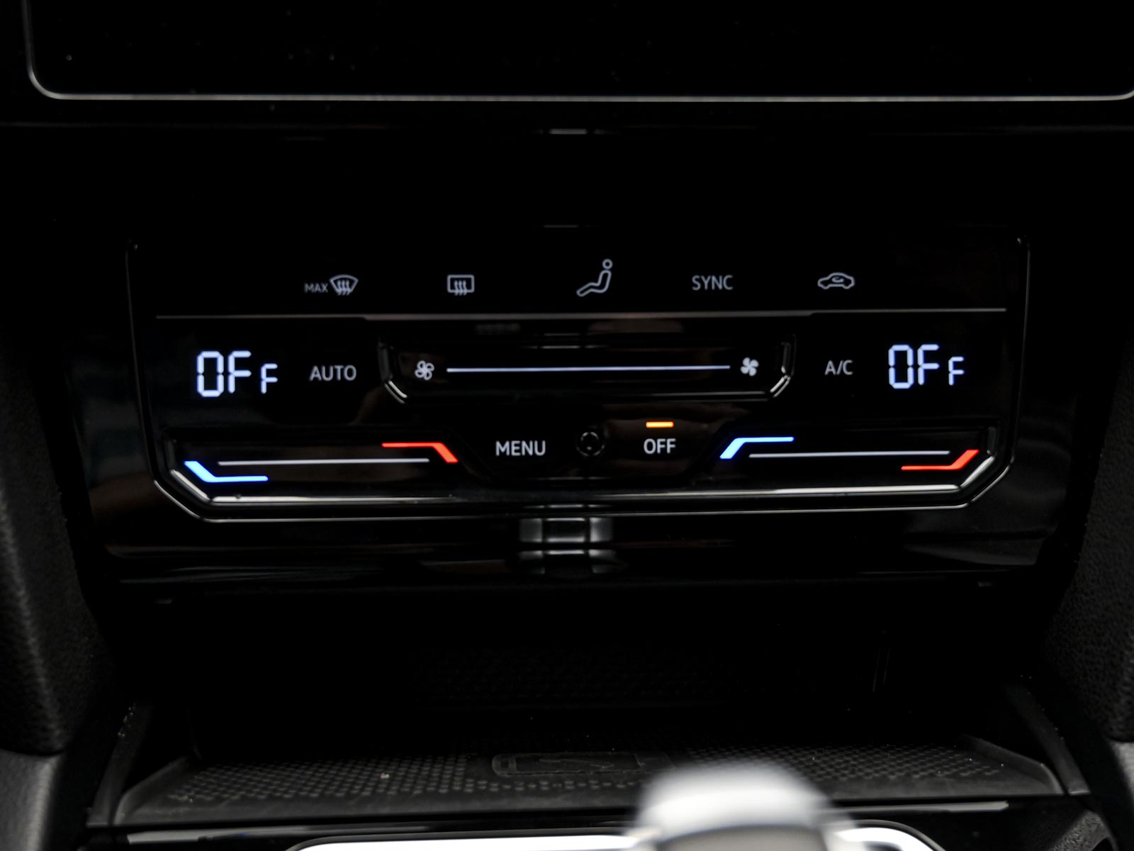Volkswagen Passat GTE2022 11/14
