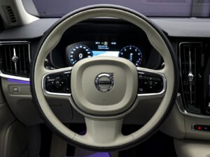 Volvo S90 2017 9/15