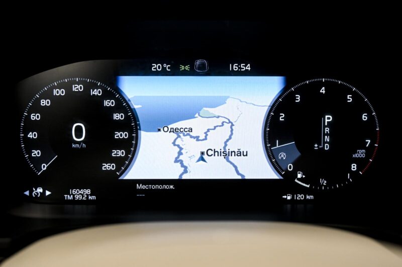 Volvo S90 2017 8/15