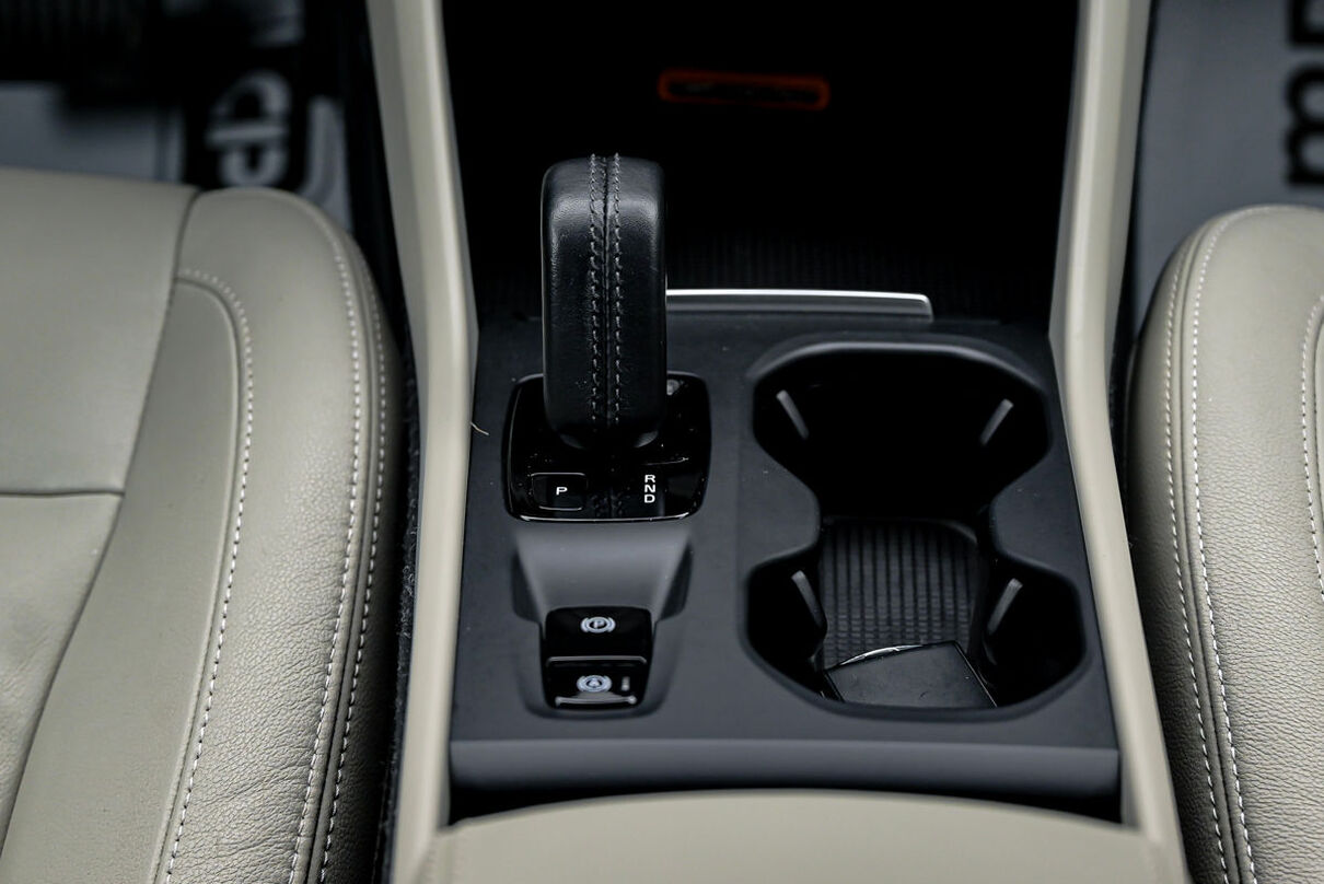 Volvo XC40 2020 11/13