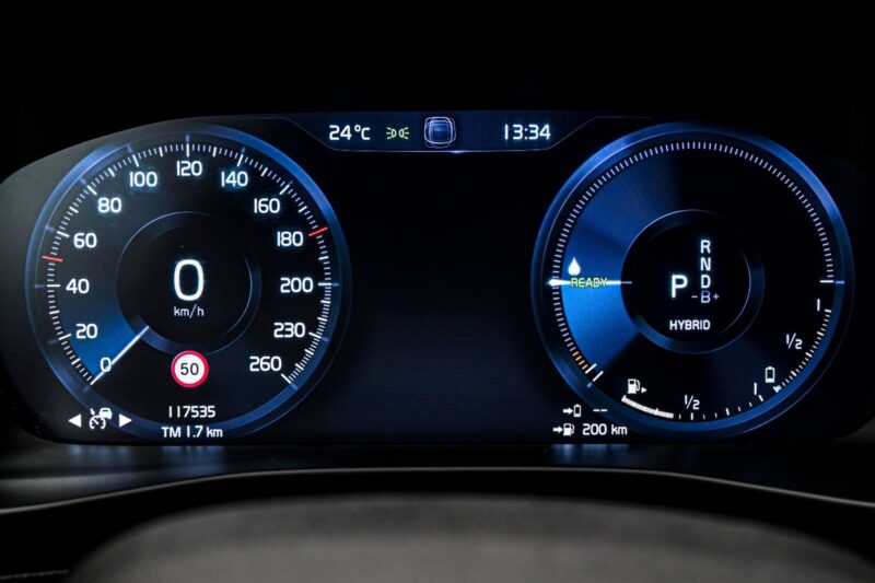 Volvo XC40 2021 8/13