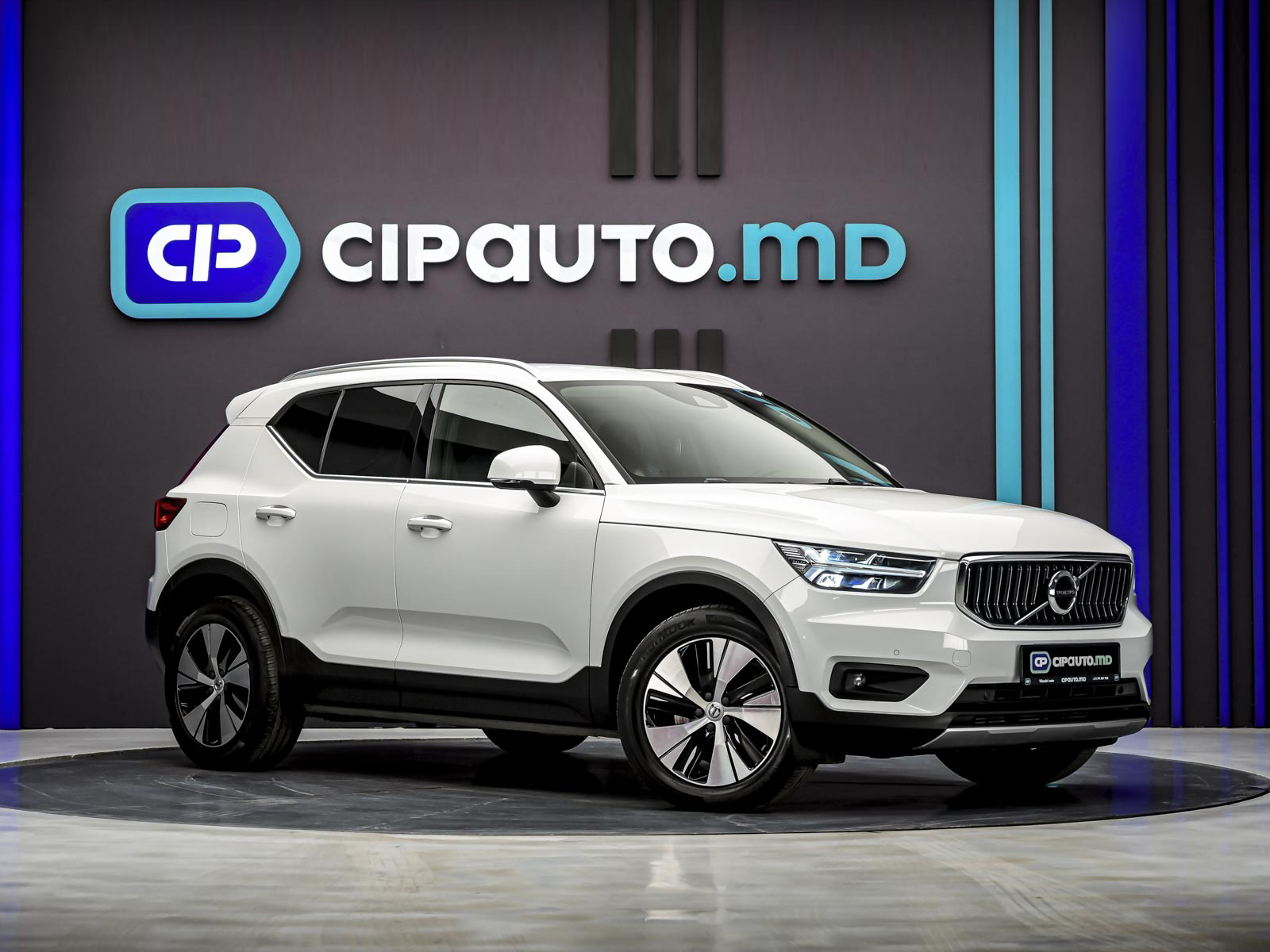Volvo XC40 2021 4/13