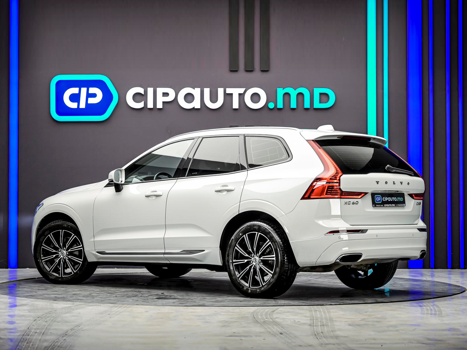 Volvo XC60 2017 2/14