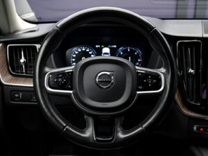 Volvo XC60 2020 9/14