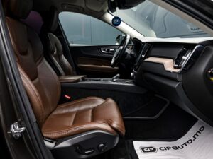 Volvo XC60 2020 6/14