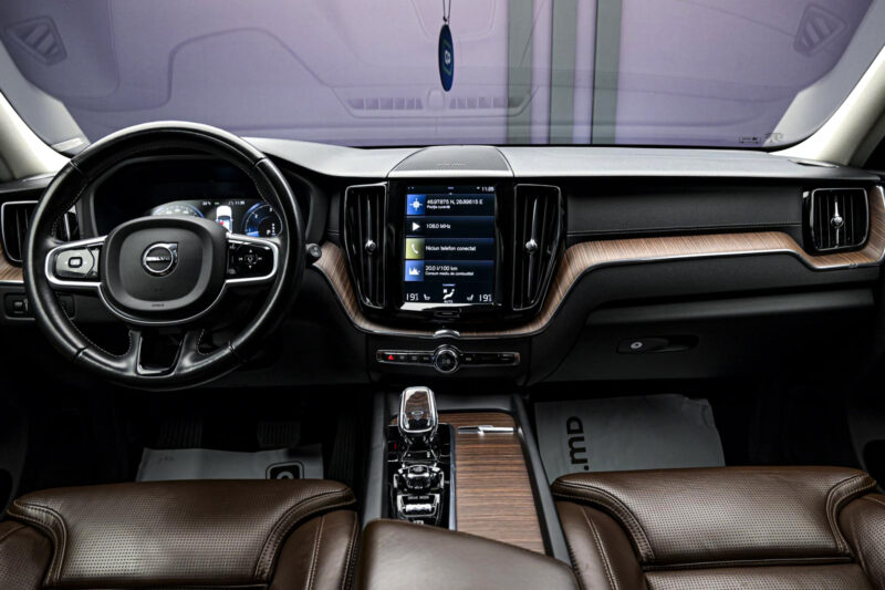 Volvo XC60 2020 5/14