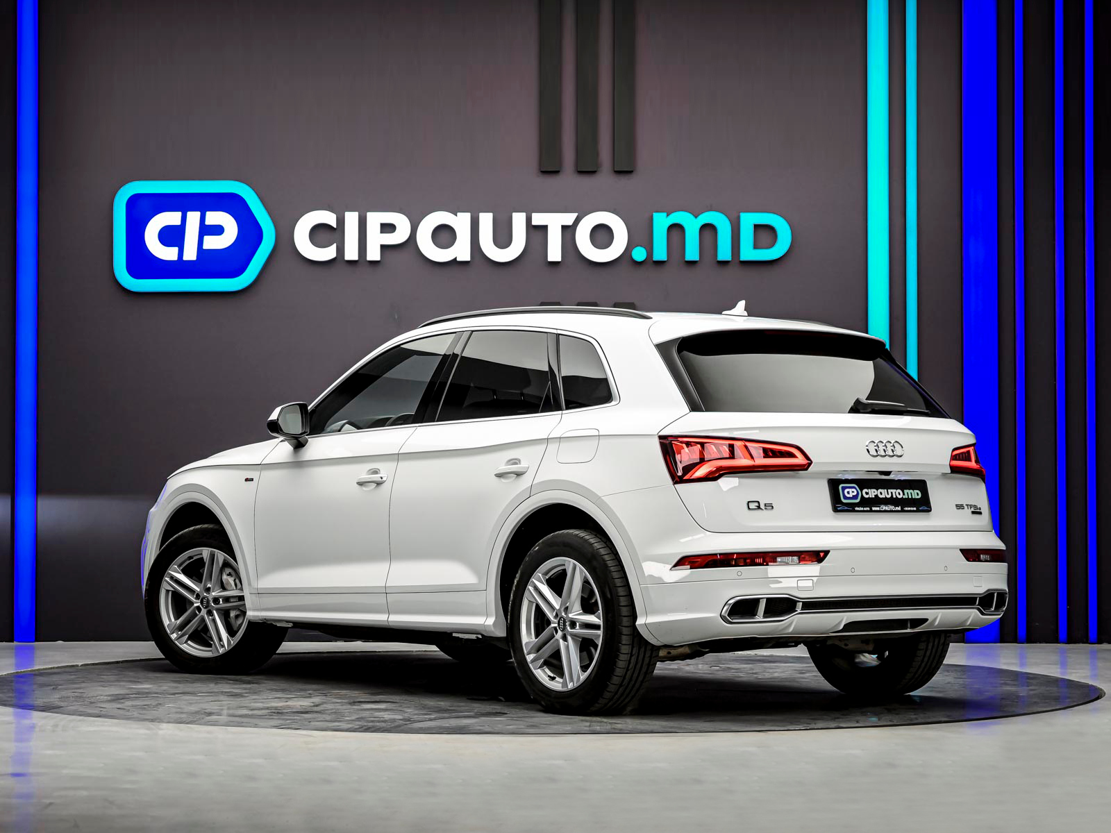 Audi Q5 55 TFSIe2020 2/16