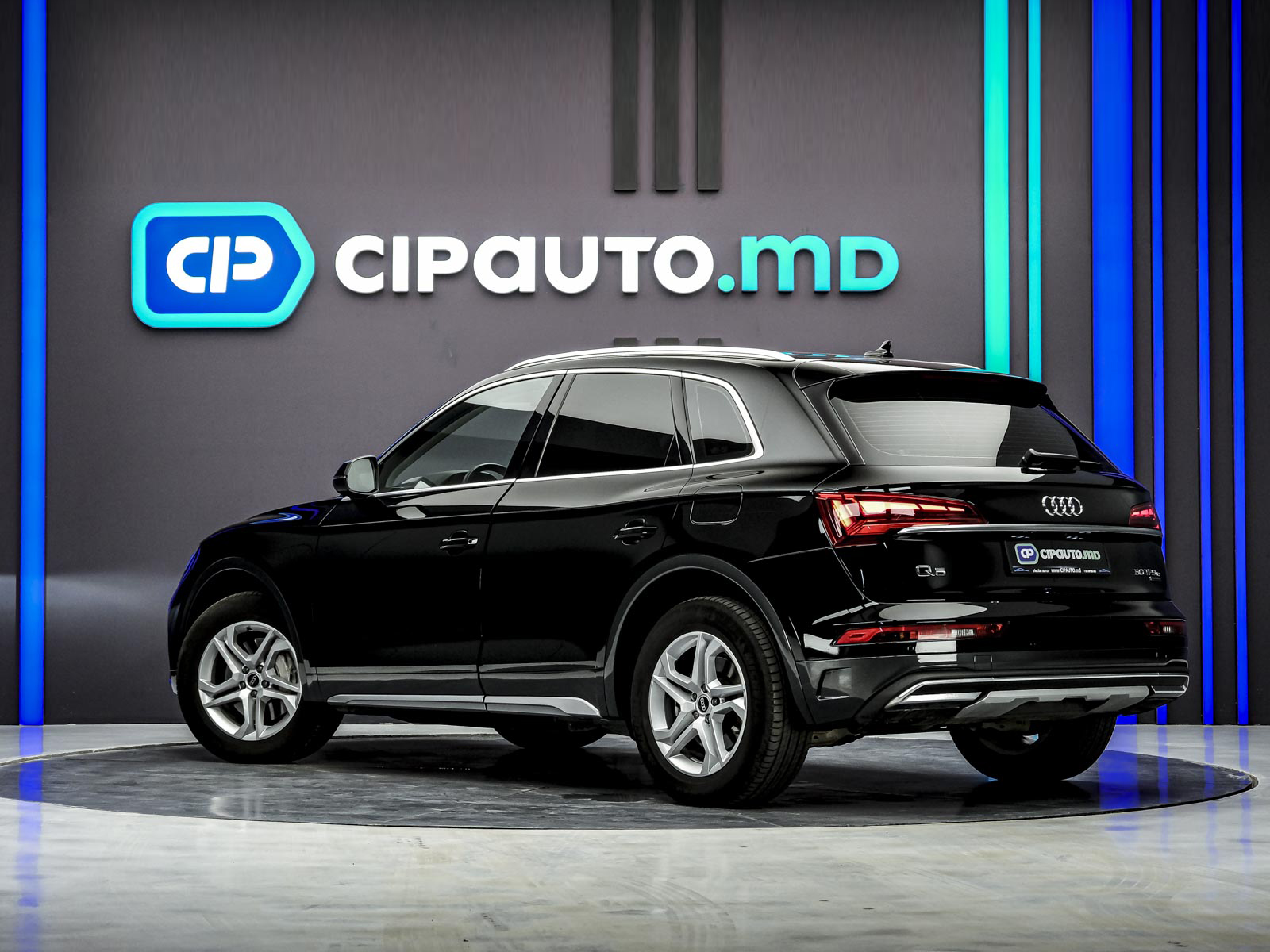 Audi Q5 50 TFSIe2021 2/14