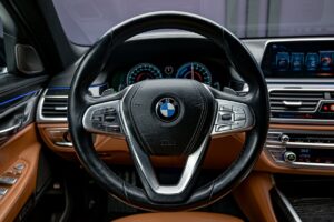 BMW 7 series 740Le2016 9/16